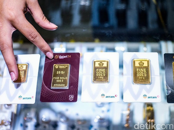 Harga emas Antam mengalami kenaikan signifikan hari ini. Harga emas naik Rp 78 ribu menjadi Rp 2.487.000 atau nyaris Rp 2,5 juta/gram.