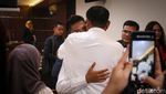 Tangis-Peluk Keluarga untuk Christiano Tarigan Usai Dituntut 2 Tahun Bui