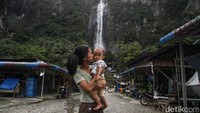 Bagi wisatawan, kehadiran energi micro hydropower jadi nilai tambah.