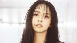 Kim So Hyun Serumah Jun Ji Hyun Lagi