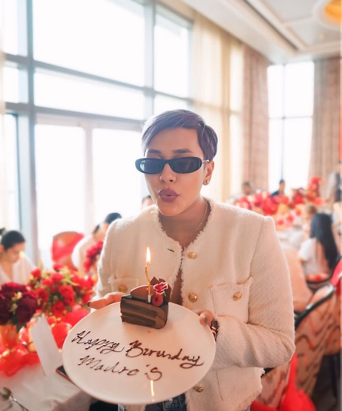 Kimmy Jayanti Rayakan Ultah ke-34 Kimmy Jayanti Rayakan Ultah ke-34