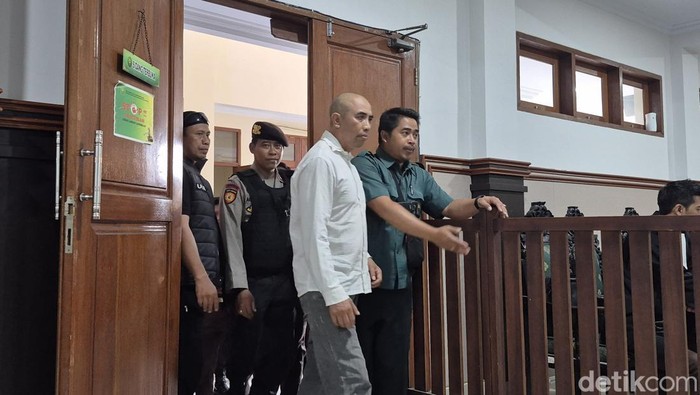 Mangku Luwes Menyesal Tusuk Mang Alam hingga Tewas di Arena Tajen