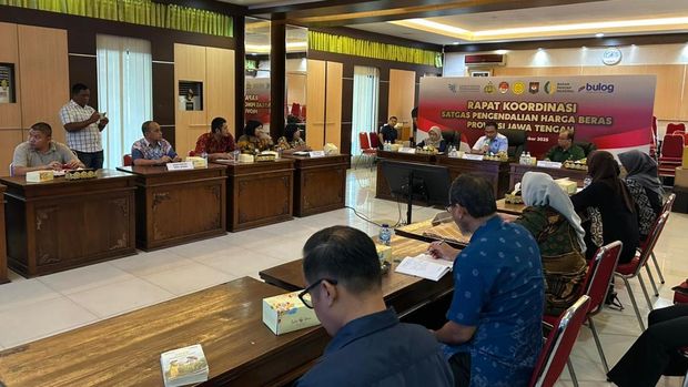 Pembentukan Satgas Pengendalian Harga di Mako Ditreskrimsus Polda Jateng, Selasa (21/10/2025).