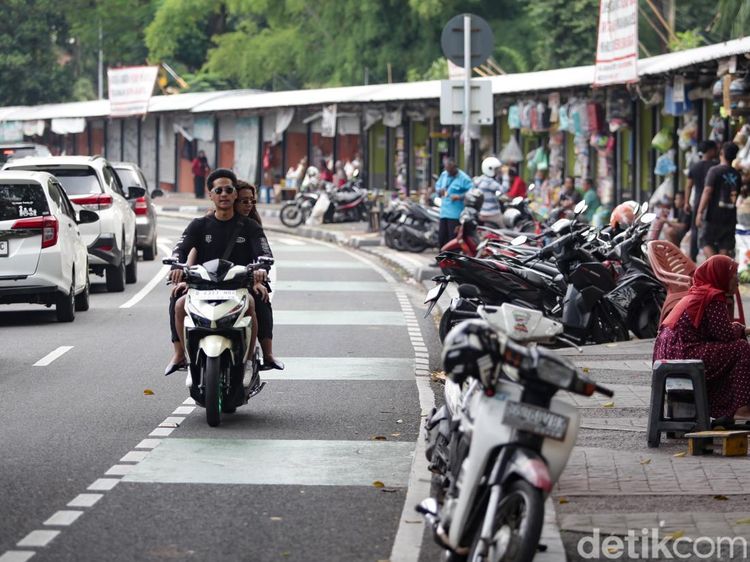 Pemprov DKI Klaim Ada Mafia Kios di Pasar Barito