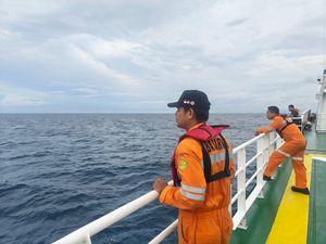 Tim SAR Hentikan Pencarian Kapal Ambulans Bawa 3 Penumpang Hilang di Pangkep