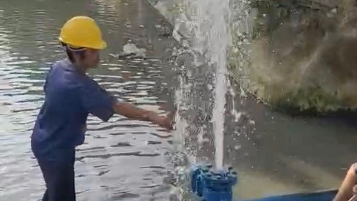 PDAM Makassar Ungkap Air Keruh Normal Terjadi Usai Perbaikan Jaringan Pipa