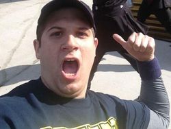 Deretan Photobomb Lucu yang Bikin Ngakak Guling-guling!