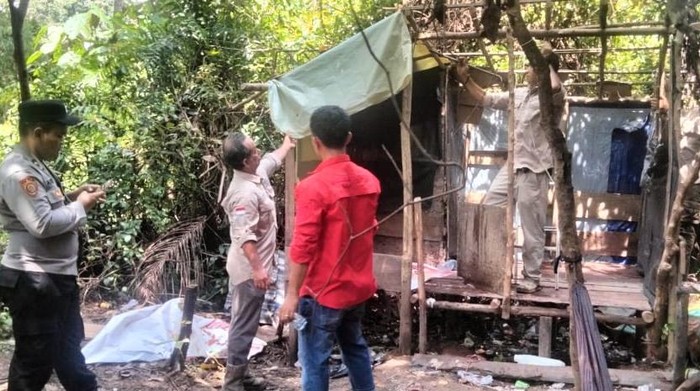 Polisi bongkar pondok-pondok liar yang sering digunakan untuk aktivitas narkoba di Muratara