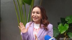 Rossa Soal Pakai Cincin Samaan dengan Afgan