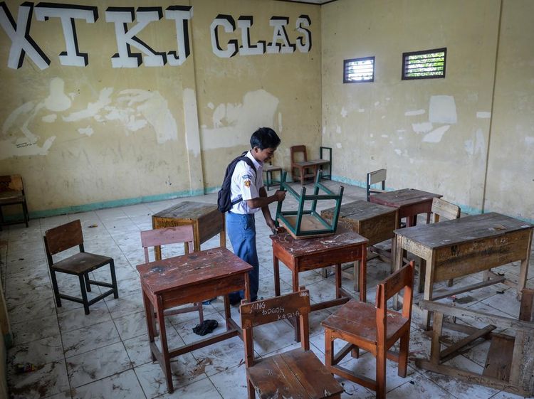Sekolah di Legok Terlantar, Siswa dan Guru Menanti Kepastian