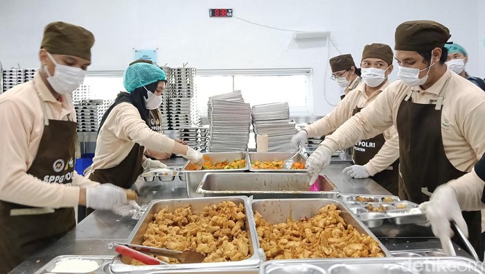 Foto SPPG Polri Pejaten yang Sudah Terapkan Rapid Test, Jaga Kualitas Makanan