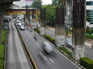 Jalan Tak Ditutup Saat Tiang Monorel Dibongkar Pekan Depan