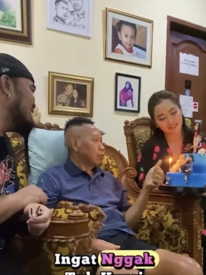 Tukul rayakan ulang tahun