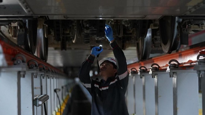 513 Warga Negara Indonesia Operasikan-Rawat Kereta Cepat