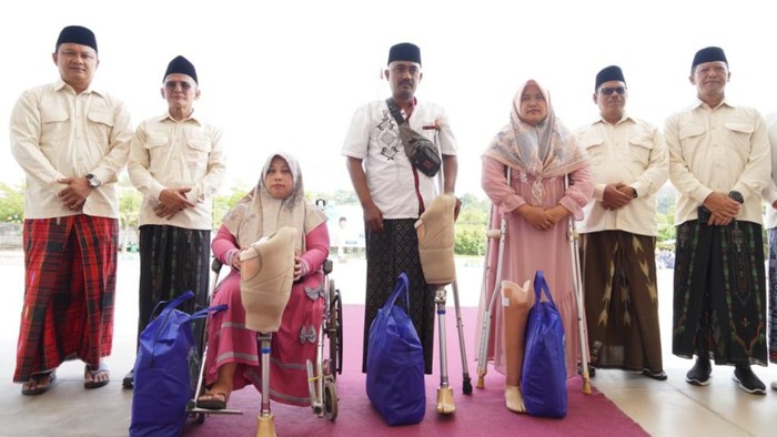 Bantuan kaki palsu untuk penyandang disabilitas di Pasuruan