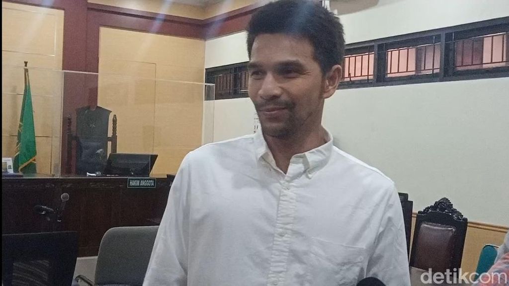 Jonathan Frizzy Spill Rencana Spesial, Pernikahan?