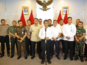 Kebijakan Prabowo Turunkan Harga Pupuk 20% Pertama Kali dalam Sejarah