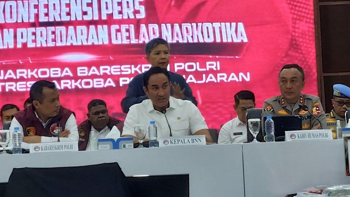 Kepala BNN Komjen Suyudi (tengah)-(Rumondang/detikcom)