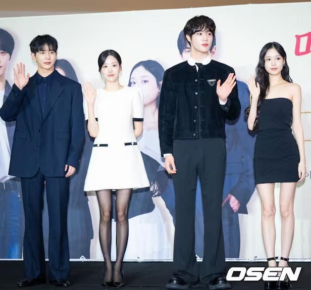 Lee Naeun menghadiri konferensi pers drama Korea My Little Chef.
