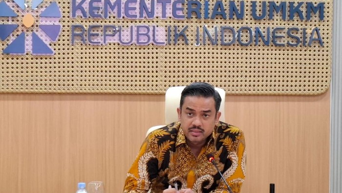 Menteri Usaha Mikro Kecil dan Menengah (UMKM) Maman Abdurrahman saat konferensi pers di kantornya, Jakarta Selatan, Rabu (22/10/2025).