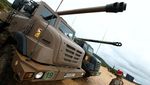 Meriam Tempur CAESAR Menjadi Bintang di Pameran Militer Prancis Selatan