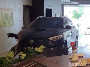 Kesaksian Warga Lihat Mobil Listrik Terbang Masuk ke Hotel
