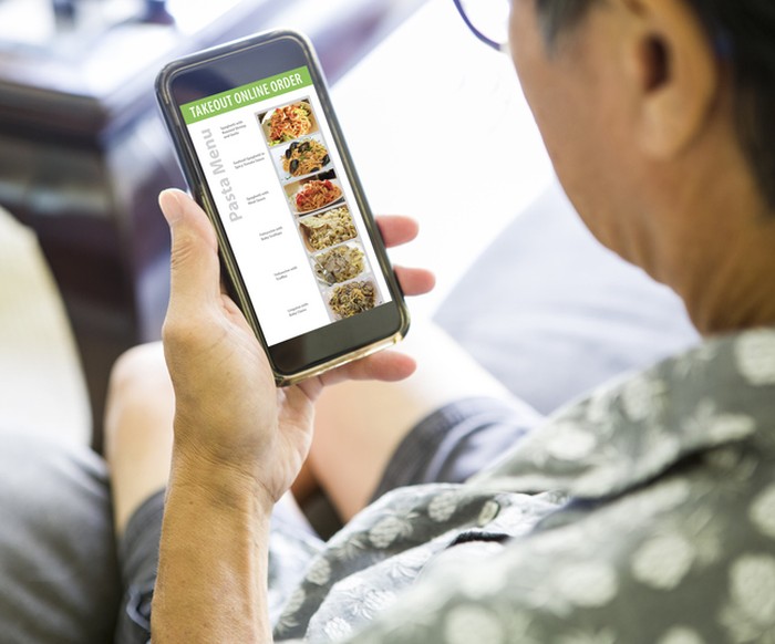 Tipu Aplikasi 2 Tahun, Pria Ini Berhasil Dapat Makan Gratis 1.000 Kali