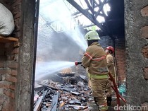 Pabrik Kerupuk di Kranggan Temanggung Ludes Terbakar