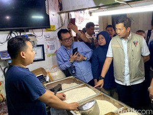 Polda Jabar Sisir Pasar Sederhana, Temukan Beras Dijual di Atas HET