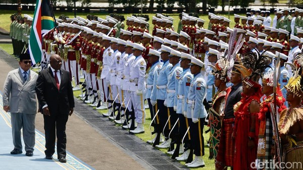 Momen Prabowo Sambut Presiden Afrika Selatan Cyril Ramaphosa di Istana Merdeka