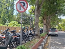 Pejalan Kaki di Mataram Tersingkir, Trotoar Dikuasai Ojol