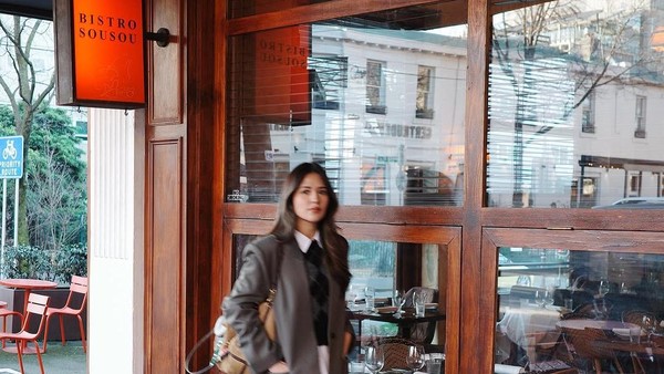 Momen Kulineran Raisa di Luar Negeri, Cicip Matcha hingga Steak Lezat