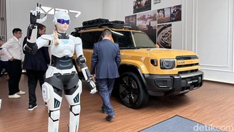 Robot AiMOGA, Disukai Pangeran Mahkota sampai Sales Mobil Robot AiMOGA, Disukai Pangeran Mahkota sampai Sales Mobil