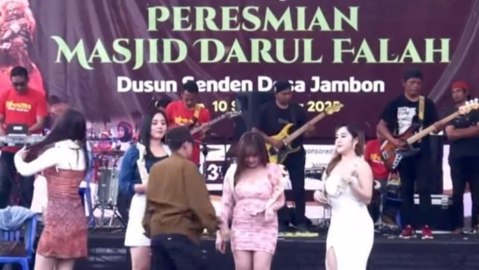 Video viral pentas dangdut di Temanggung.