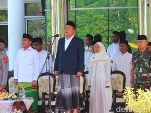 Wabup Karawang: Santri Harus Beri Solusi Nyata Hadapi Tantangan Zaman