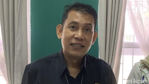 Wakil Ketua Komisi IV DPRD Lombok Barat, Syamsuriansyah saat ditemui, Rabu (22/10/2025).