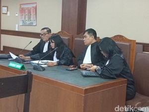 Pengacara Ngotot Ammar Zoni Harus Dihadirkan Langsung di Persidangan