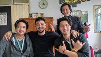 Dalam Instagram miliknya, Aditya Zoni, selaku adik Ammar Zoni, memberikan semangat untuk kakaknya. Foto: dok instagram Aditya Zoni