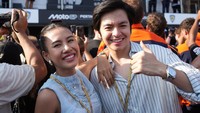 Shenina Cinnamon mengaku tak menyangka Angga Yunanda cuma follow akunnya dari temannya. Aku saja tahunya dari orang katanya Angga cuma follow aku saja, katanya. (Foto: dok Instagram angga)