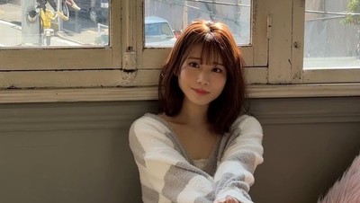 Ayaka Kawakita, Bintang JAV Kepergok Jalan Bareng Atlet Voli Ran Takahashi