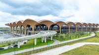 Kamboja baru meresmikan bandara baru mereka pada Senin (20/11/2025) yakni Bandara Internasional Techo (TIA) yang berlokasi di wilayah selatan Phnom Phen, tepatnya Distrik Kandal Stueng. (Rkives1898/wikimedia commons)