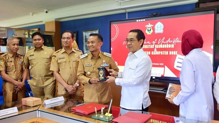 Bupati Bone Siapkan Lahan Usai Gaet Unhas Bangun Kampus Kedokteran-Pertanian