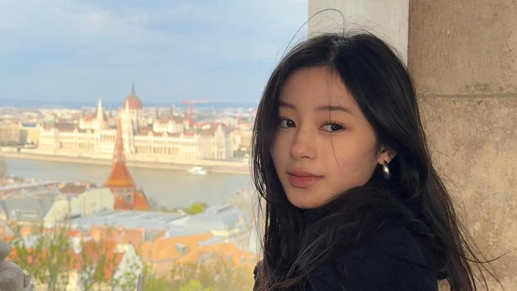 Kenalan dengan Chloe Valerie Danu, Pendiri From Heart to Art