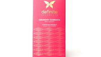 Cassava 70% Oko-Caribe merupakan cokelat yang diproduksi oleh Definite Chocolate yang memadukan kakao dari Dominika dengan bahan lokal. Tak heran ada tambahan kepingan keripik singkong di dalam cokelatnya. Foto: Taste Atlas Cassava 70% Oko-Caribe merupakan cokelat yang diproduksi oleh Definite Chocolate yang memadukan kakao dari Dominika dengan bahan lokal. Tak heran ada tambahan kepingan keripik singkong di dalam cokelatnya. Foto: Taste Atlas