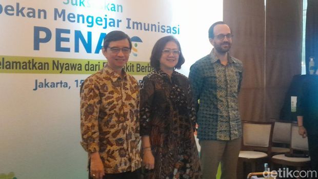 Direktur Pengelolaan Imunisasi Kementerian Kesehatan (Kemenkes) RI dr Prima Yosephine (tengah) ketika ditemui di sebuah acara di Jakarta Selatan.