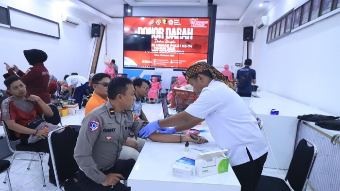 Donor darah di Polres Bojonegoro