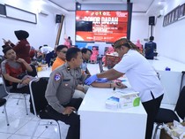 Polres Bojonegoro Rayakan HUT Humas Polri dengan Donor Darah