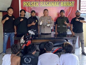 Todong Pengunjung-Pemilik Kafe Pakai Senpi Rakitan, 4 Pemuda Bima Ditangkap