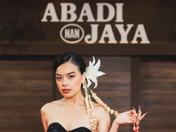 7 Fakta Abadi Nan Jaya, Film Zombie Lokal Baru yang Dibintangi Eva Celia