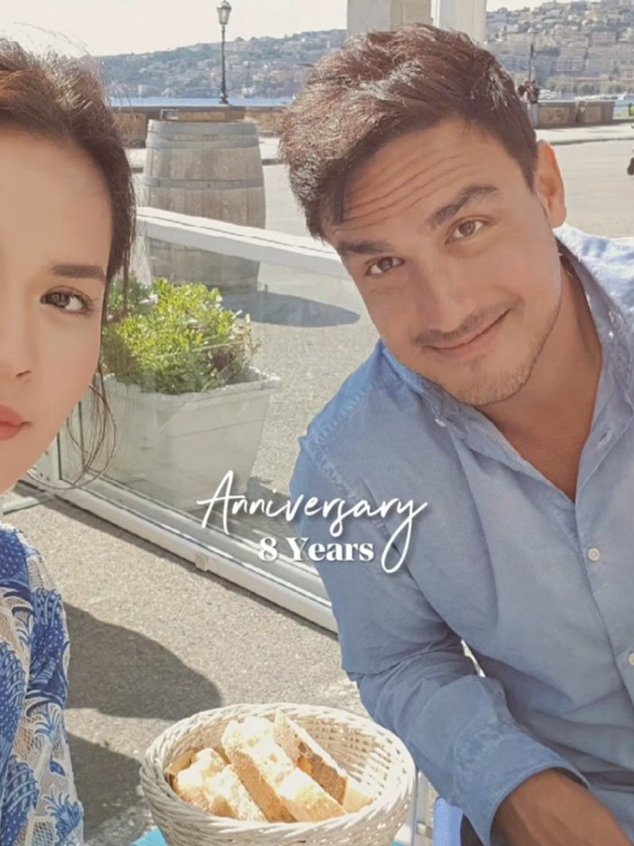 Hamish Daud Foto dalam kolase yang diunggah Hamish Daud dalam rangka anniversary ke-8 pernikahan dengan Raisa.